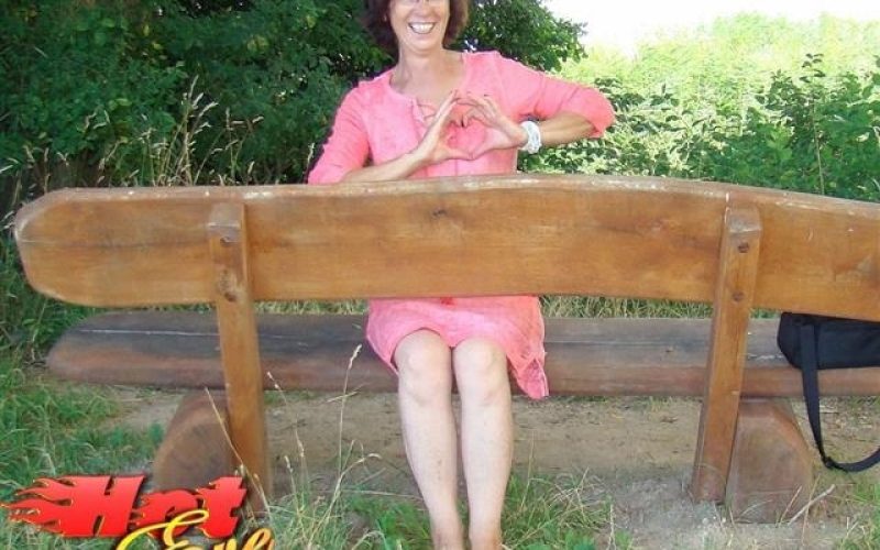 Geile Frauen suchen einen Live Chat vor der Live Sex Cam